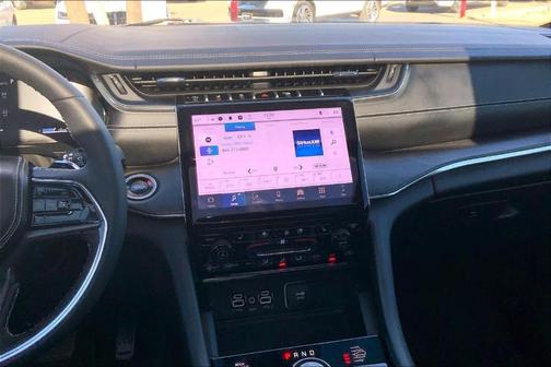 2025 Jeep Grand Cherokee L Overland