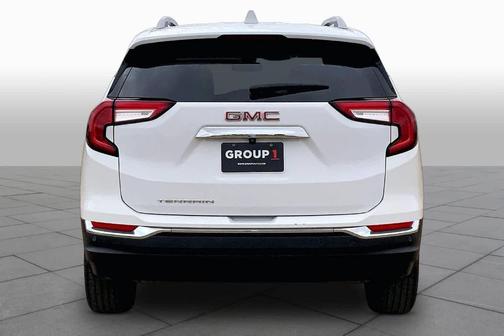 Summit White 2022 GMC Terrain SLT