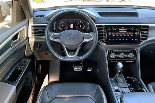 2022 Volkswagen Atlas Cross Sport 3.6L V6 SEL Premium R-Line