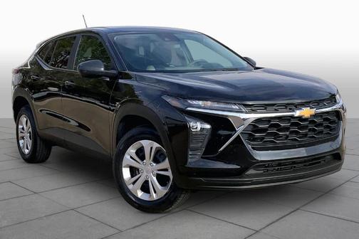 Mosaic Black Metallic 2025 Chevrolet Trax LS