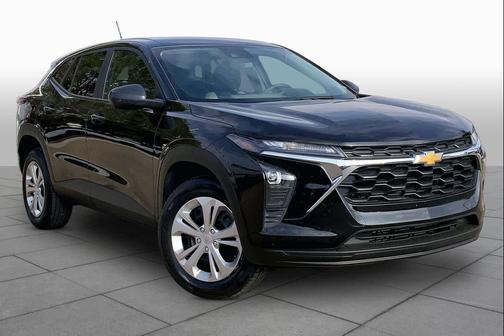 Mosaic Black Metallic 2025 Chevrolet Trax LS