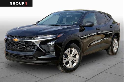 Mosaic Black Metallic 2025 Chevrolet Trax LS
