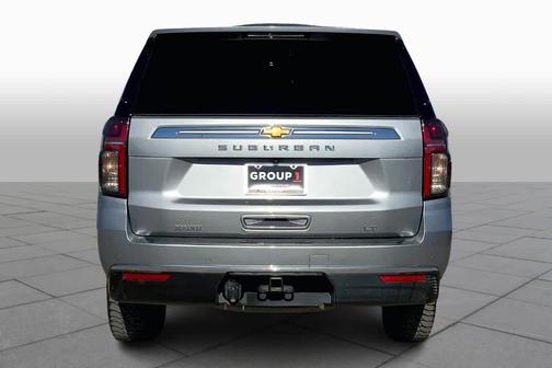 2023 Chevrolet Suburban LT