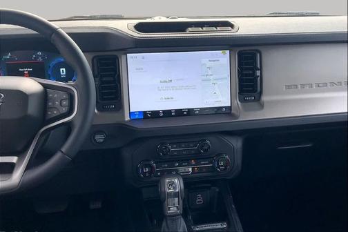 DR/AVALANCHE GR 2026 Ford Bronco Outer Banks