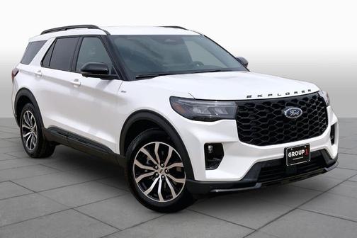 White 2026 Ford Explorer ST-Line