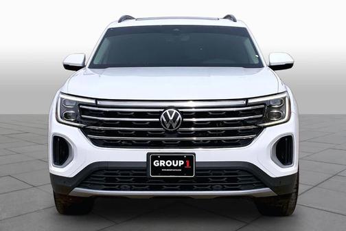 Pure White 2024 Volkswagen Atlas 2.0T SE w/Technology