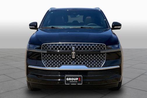 Black 2026 Lincoln Navigator Reserve