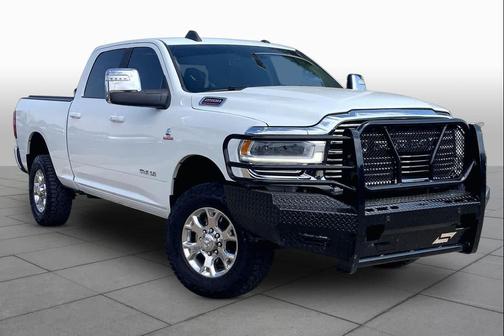 Bright White Clearcoat 2024 RAM 2500 Laramie Crew Cab 4x4 6'4' Box