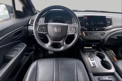 Platinum White Pearl 2022 Honda Passport AWD TrailSport