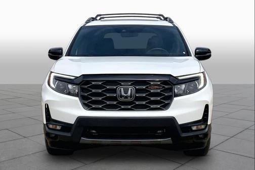 Platinum White Pearl 2022 Honda Passport AWD TrailSport
