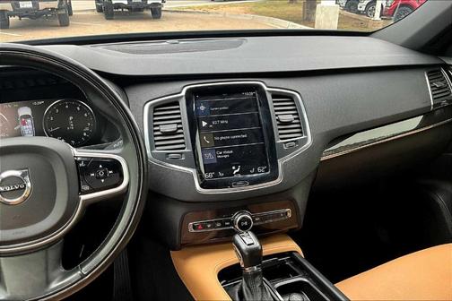 2019 Volvo XC90 T6 Momentum