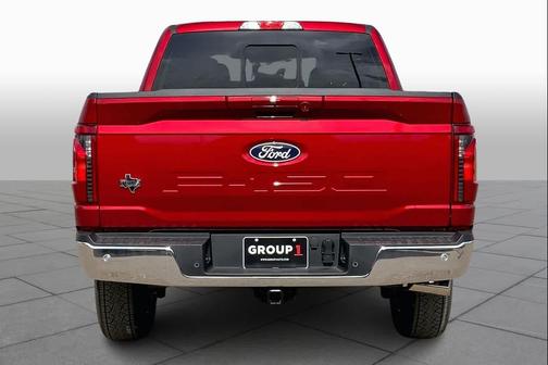 Ruby Red Metallic Tinted Clearcoat 2026 Ford F-150 XLT