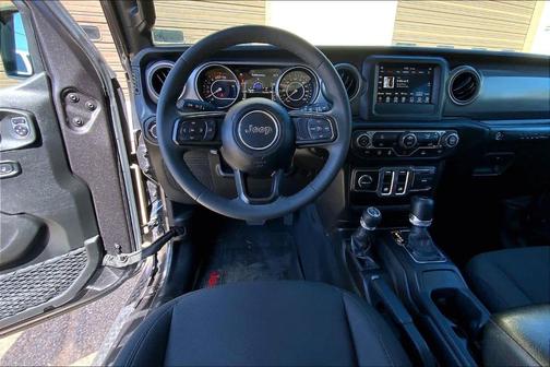 Granite Crystal Clearcoat Metallic 2023 Jeep Wrangler Sport