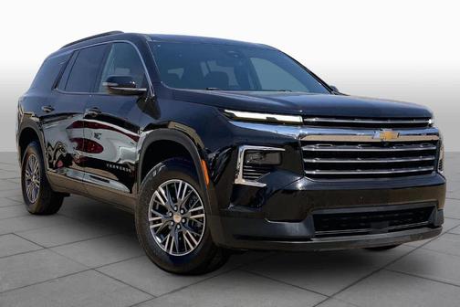 Mosaic Black Metallic 2025 Chevrolet Traverse LT