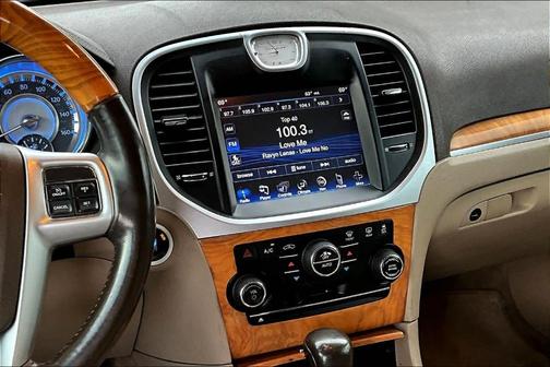 2012 Chrysler 300C Base