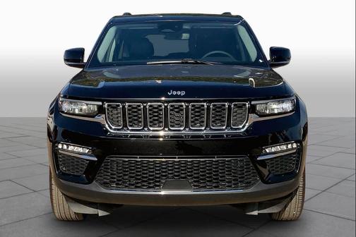 Diamond Black Crystal Pearlcoat 2023 Jeep Grand Cherokee Limited