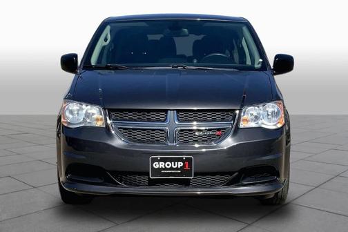 Granite Pearlcoat 2018 Dodge Grand Caravan SE