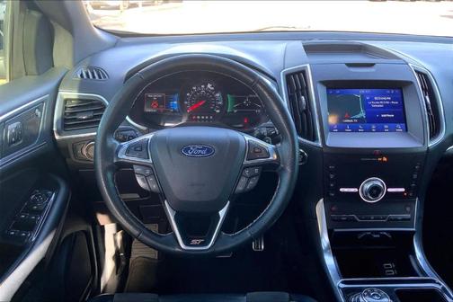 2020 Ford Edge ST
