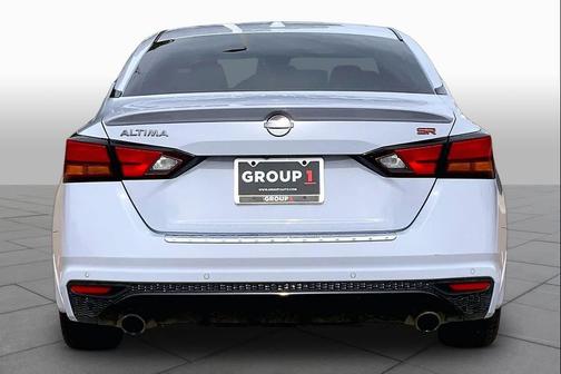 Gray Sky Pearl 2023 Nissan Altima SR FWD