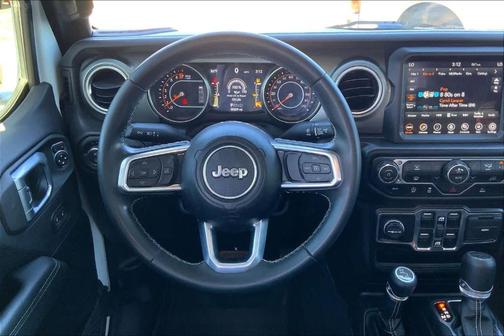 2022 Jeep Gladiator Overland