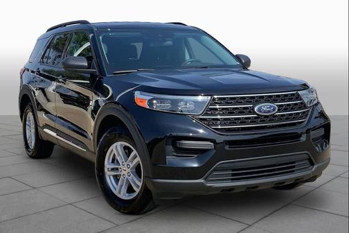 Agate Black Metallic 2023 Ford Explorer XLT