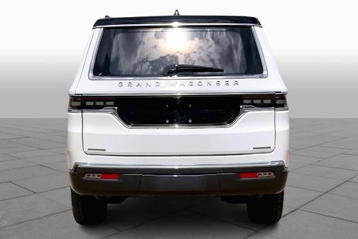 2022 Jeep Grand Wagoneer Series III