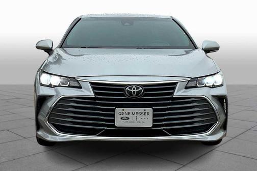 2020 Toyota Avalon XLE
