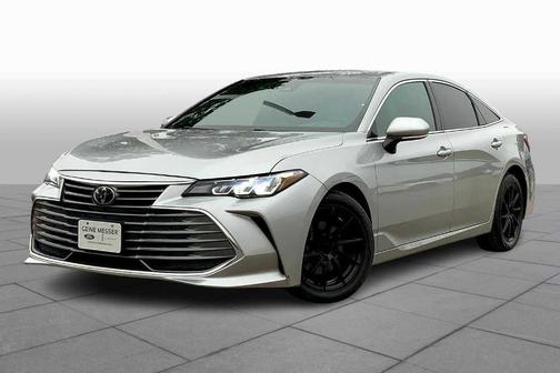 2020 Toyota Avalon XLE
