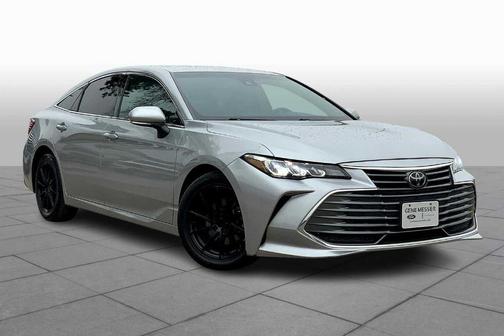 2020 Toyota Avalon XLE