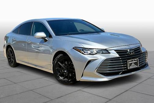 2020 Toyota Avalon XLE
