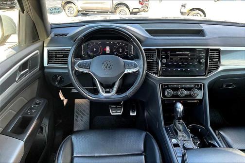 2022 Volkswagen Atlas Cross Sport 3.6L V6 SEL R-Line