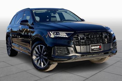 2022 Audi Q7 45 Premium Plus