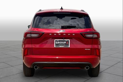 Rapid Red Metallic Tinted Clearcoat 2024 Ford Escape ST-Line