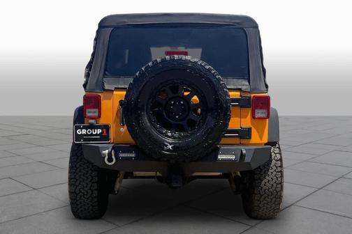 Dozer 2012 Jeep Wrangler Unlimited Rubicon