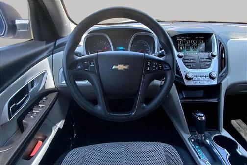 Summit White 2016 Chevrolet Equinox LS