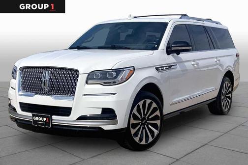 Pristine White 2023 Lincoln Navigator L Reserve