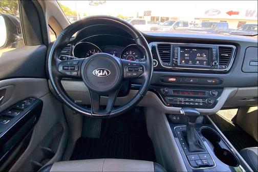 Platinum Graphite 2017 Kia Sedona EX