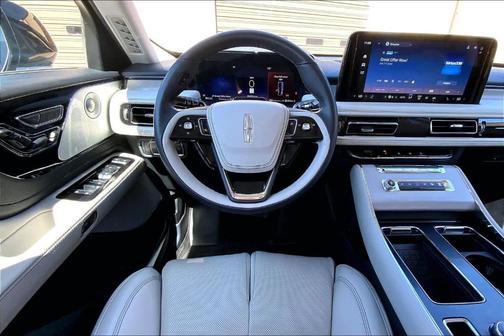 Whisper White 2025 Lincoln Aviator Reserve RWD