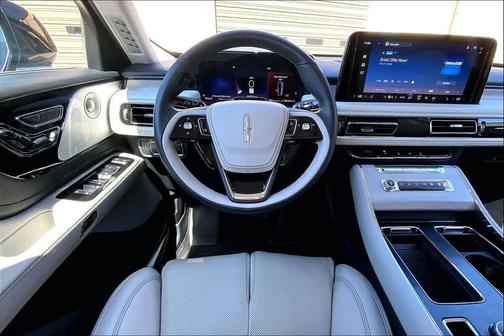 Whisper White 2025 Lincoln Aviator Reserve RWD