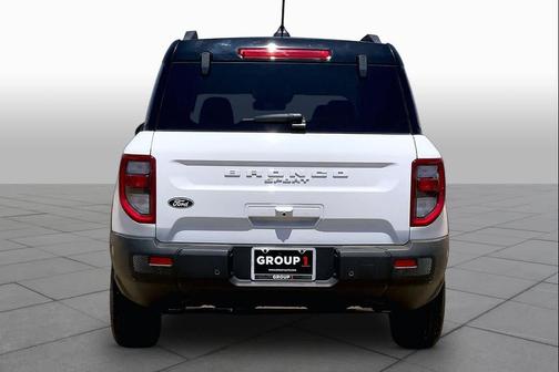 Oxford White 2026 Ford Bronco Sport Outer Banks