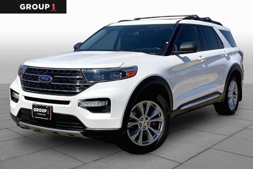 Star White 2021 Ford Explorer XLT