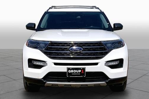 Star White 2021 Ford Explorer XLT