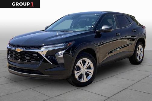 Mosaic Black Metallic 2025 Chevrolet Trax LS