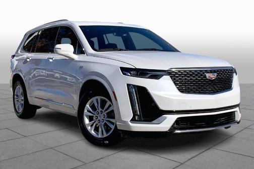 2022 Cadillac XT6 Luxury FWD