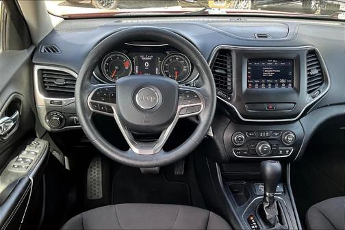 2020 Jeep Cherokee Latitude