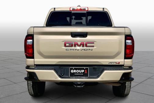 2024 GMC Canyon AT4