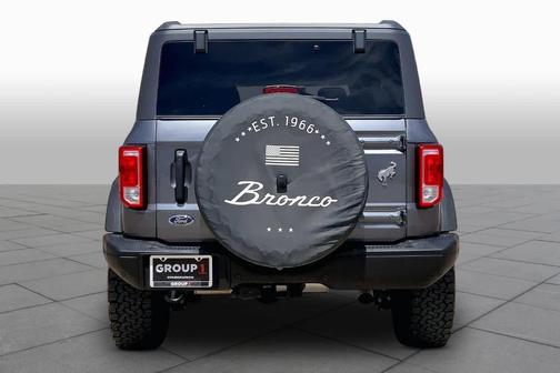 Carbonized Gray Metallic 2023 Ford Bronco Black Diamond