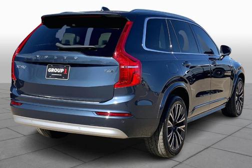 2022 Volvo XC90 T6 Momentum 6 Passenger