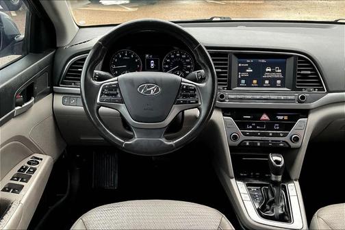 2017 Hyundai ELANTRA Limited