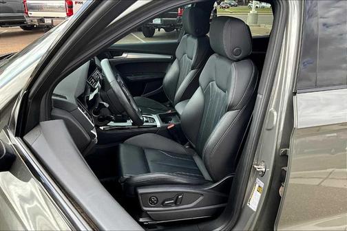 2023 Audi Q5 45 S line Premium Plus